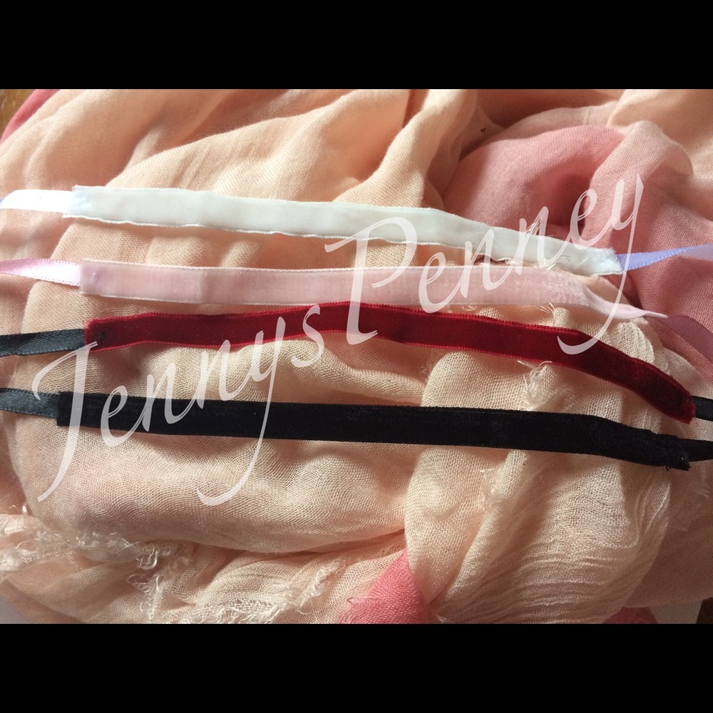 2/$20 Handmade velvet chokers